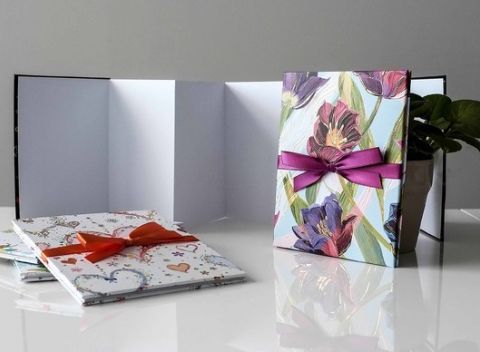 Originálne darčekové leporelá pre uchovanie vašich spomienok, 10 kusov fotografií.