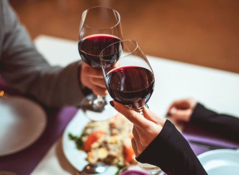 Romantická večera pre dvoch v hoteli Maxim s možnosťou ubytovania s raňajkami.