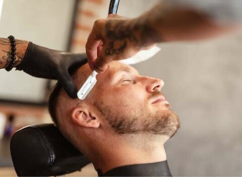 Pánsky barber strih, Queen full service alebo darčekový poukaz v Queen Barber Košice