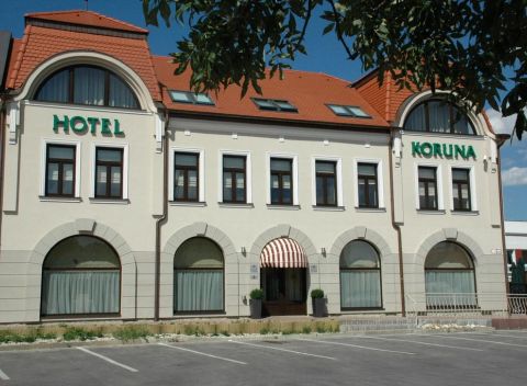 Prežite skvelý víkend v modernom Hoteli Koruna v centre mesta Topoľčany.