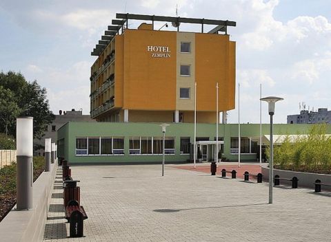 Hotel Zemplín Trebišov s úžasným výhľadom na mesto a vynikajúcou reštauráciou.