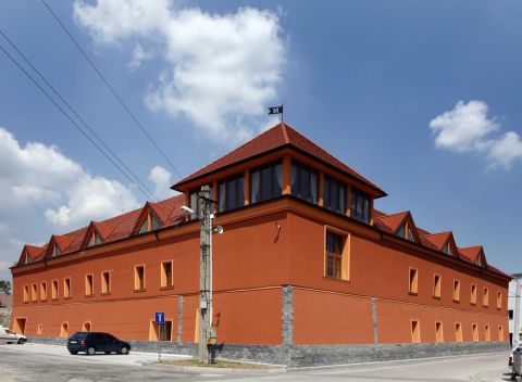 Wellness pobyt v romantickom hoteli Majolika**** Modra priamo v srdci Malých Karpát.