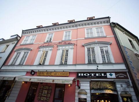 Nezabudnuteľný víkend v Old City Hotel priamo v centre bratislavského Starého Mesta.