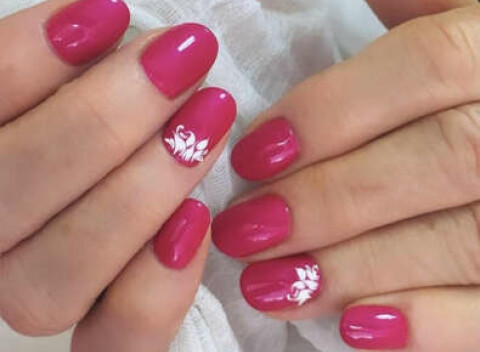 Géllak a celoplošne farebné lakovanie alebo babyboomer na Rumančekovej