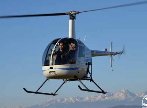Vyhliadkový let americkým vrtuľníkom Robinson 22 a A600 Talon. Možnosť výberu vlastnej trate.