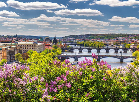 Obľúbený pobyt v centre Prahy v dobovom hoteli Taurus**** s raňajkami