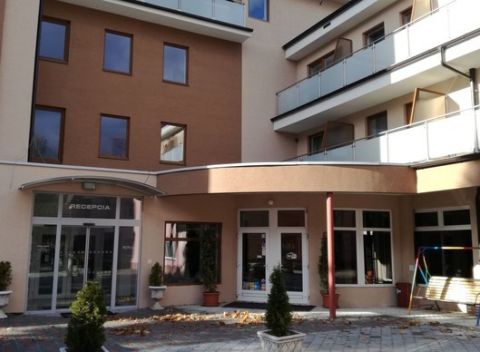 Jarný pobyt pre 2 osoby s raňajkami v hoteli Anne Mary v kúpeľnom meste Piešťany.