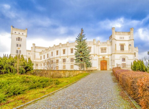 Uherský Brod pri zámkoch v Hotel & SPA centre Palmira *** s raňajkami/polpenziou a vírivkou a saunou