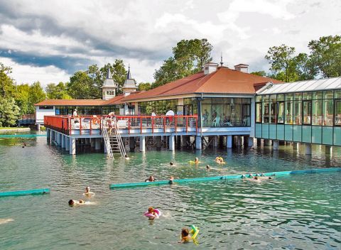 Hévíz v Ágnes Hotel*** so vstupom do termálneho jazera, neobmedzeným wellness, Pl vodnou kúrou a polpenziou.