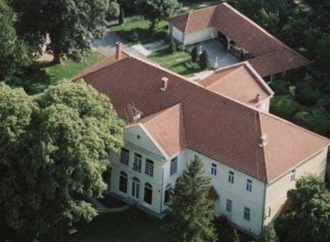 Šľachtické pohodlie na 3 noci pre náročnejších ubytujte sa v  Hoteli Kaštieľ Misefa.