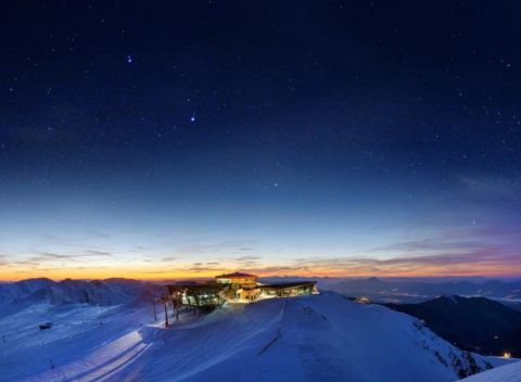 Skvelá lyžovačka s ubytovaním v  Hoteli Rotunda**** s raňajkami v cene.