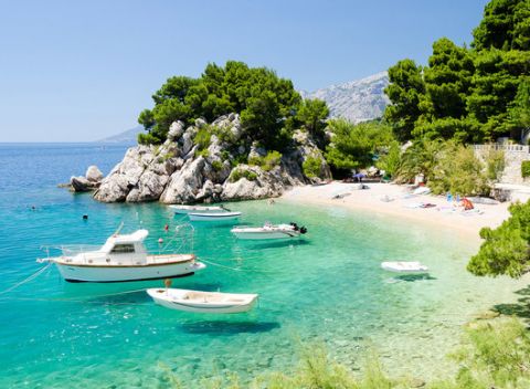 Užívajte si toto leto na Makarskej – ubytovanie pre 2 osoby s polpenziou.