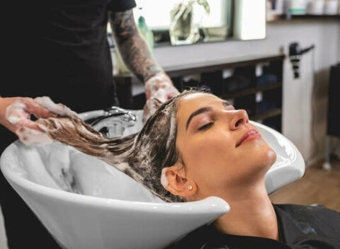 Luxusná starostlivosť o vaše vlasy v salóne Sakurami v úplnom centre Bratislavy