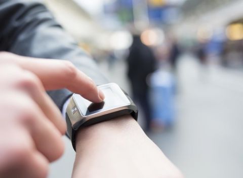 Inteligentné a zároveň štýlové hodinky Smart Watch s možnosťou volania.