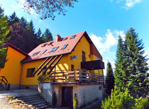 Beskydy pohodovo v rodinnom penzióne so saunou, polpenziou a zľavou na masáže – aj na celý týždeň.