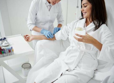 Infúzna liečba vitamínom C v poliklinike MEDANTE – zažite nečakané v modernej poliklinike s ľudským a celostným prístupom