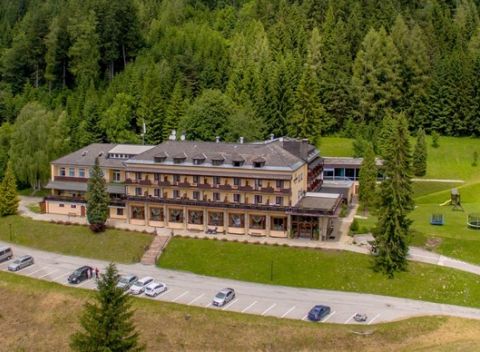 Alpský pobytový balíček v Alpenhof Hotel s polpenziou – termíny od mája do októbra.