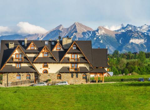 Pobyt s impozantným výhľadom na poľské Tatry v penzióne Silverton*** neďaleko kúpeľov Terma Bania.