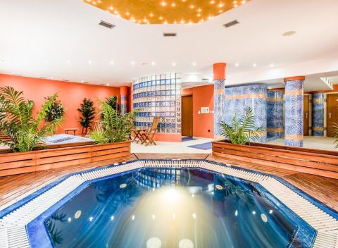 Bešeňová v Penzióne Fontana *** s polpenziou, vstupom do wellness a Region Card.