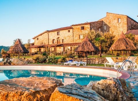 Toskánsko v štýlovej vile Fattoria IL Santo s bazénom a ochutnávkou špecialít.