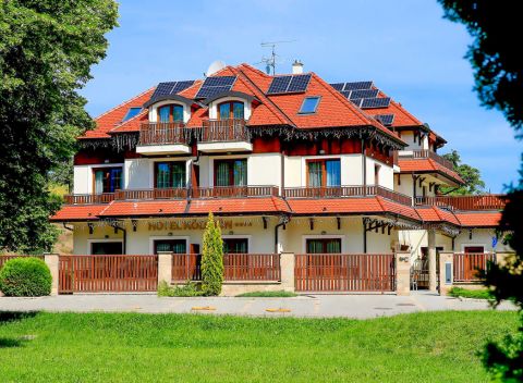 Eger v hoteli Ködmön **** s neobmedzeným wellness + vstup do termálnych kúpeľov.