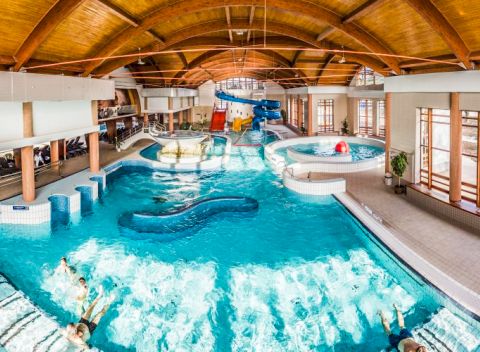 Luxusné maďarské termály Mezőkövesd so vstupenkami do kúpeľov, bohatým wellness a polpenziou.