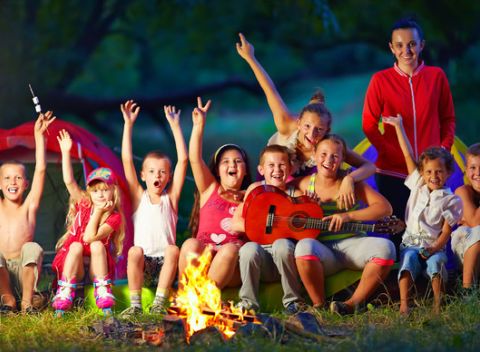 Anglický detský letný tábor v Bratislave alebo v Pezinku pre deti s Callanovou metódou učenia.