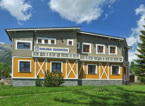 Vysoké Tatry: Starý Smokovec pri galérii TrickLandia v Kolibe Kamzík s raňajkami + dieťa do 6 rokov zadarmo