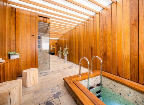 Pobyt blízko Prahy: Hotel Akadémie Naháč **** s polpenziou, animáciami a kreatívnymi i športovými aktivitami