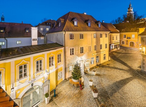 Český Krumlov v centre: Luxusný Bellevue Hotel **** s raňajkami, privátnou saunou, sektom a Krumlov Card