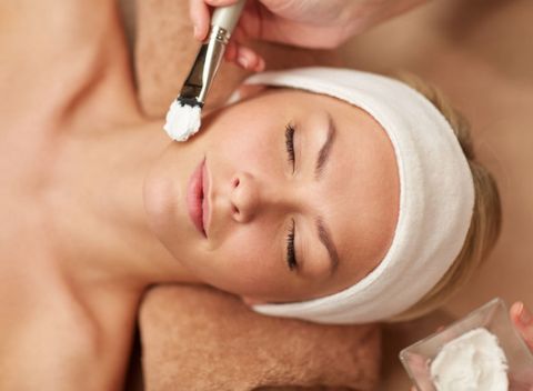 Hĺbkové čistenie pleti s ultrazvukom alebo kyslíkové ošetrenie. Postarajte sa o vašu pleť aj počas leta a dodajte jej to čo jej chýba. 