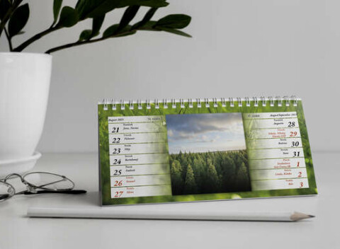 Nástenné alebo stolové fotokalendáre 2024 od Tarawera Design