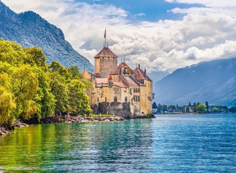 3-dňový zájazd do Švajčiarska plný poznania, navštívite hrad Chillon a mestá Lausanne a Ženeva.