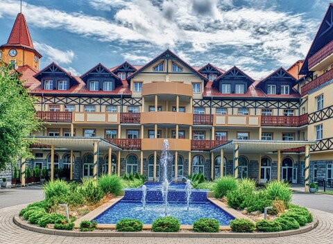 Poľsko blízko cyklotrás: Hotel St. Lukas Sanatorium **** s polpenziou, wellness a až 12 liečebnými procedúrami