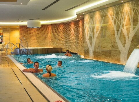 Jizerské hory: Prepychový Hotel Antonie **** s polpenziou, neobmedzeným wellness, športovou zónou a programom