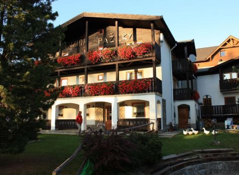 Rodinný pobyt v Baby friendly penzióne Pažický v Tatranskej Lomnici pre dvoch + 3.osoba zdarma.