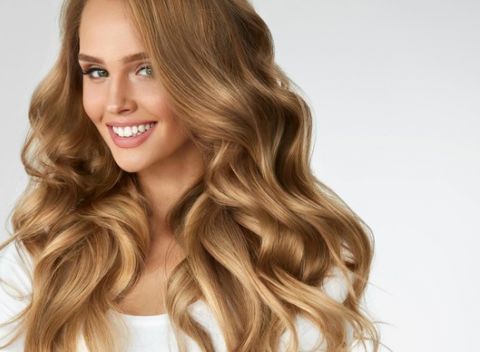 Vlasy bez rozštiepených končekov - vďaka prístroju Split-Ender PRO, maske a ultrazvukovej žehličke.