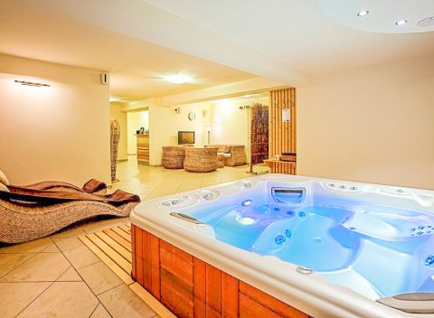 Luxusný Mosonmagyaróvár: víkend s polpenziou a neobmedzeným wellness, dieťa do 5,9 rokov zdarma.