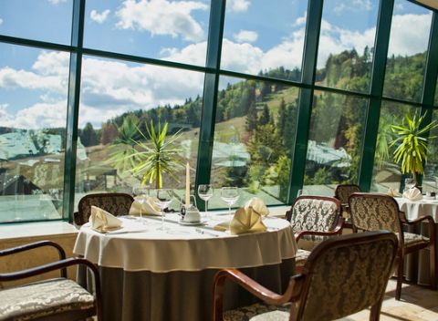 Neobmedzený oddych vo wellness s ubytovaním a polpenziou v poľskom hoteli Pegaz****.