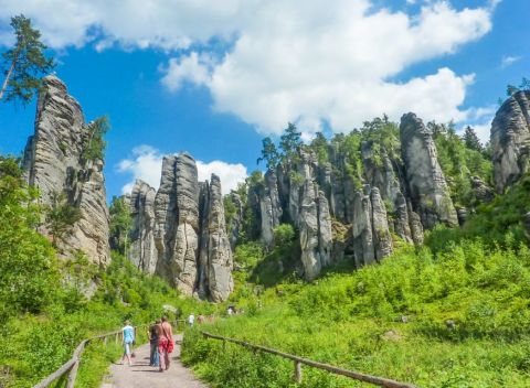 Podkrkonošie: pobyt s polpenziou v rodinnom Penzióne Vyhlídka s rozhľadňou, bohaté vyžite pre deti.