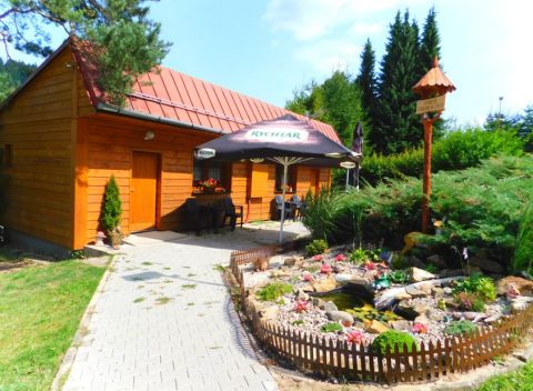 Pôvabné Beskydy v penzióne kúsok od Rožnova so saunou, polpenziou a zľavou na masáže.