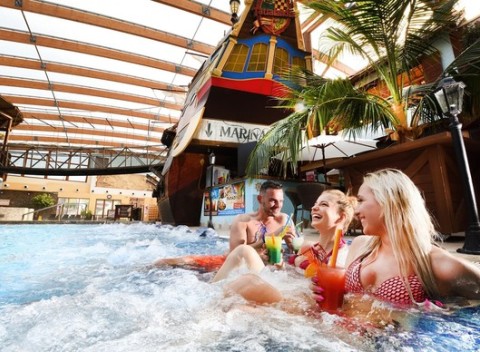 Celodenný vstup do obľúbeného aquaparku Tatralandia alebo za doplatok 2 € do vodného parku Bešeňová.