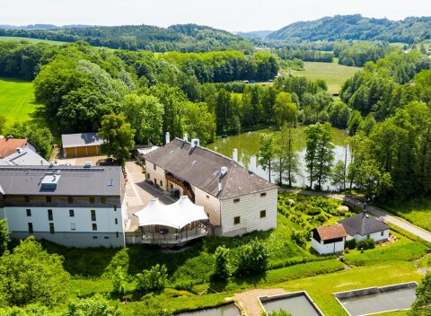 Orlické hory: Hotel Tvrz Orlice **** s privátnym wellness centrom (vírivka, sauna), zábalom a polpenziou