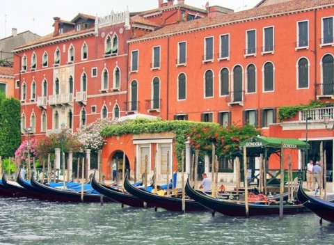 Zavítajte vo dvojici do romantických Benátok a ubytujte sa v hoteli Ariston***.