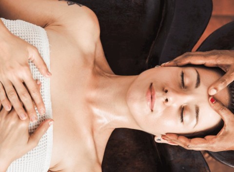 Mariánske Lázne: hotel v centre až s 26 wellness procedúrami a polpenziou.