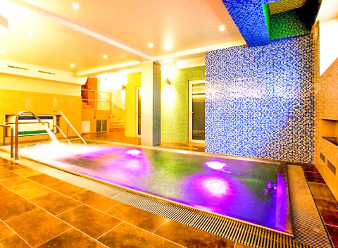 Luxusný hotel Relax Inn**** kúsok od historického centra Prahy, wellness a raňajky v cene.