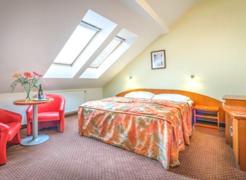 Praha: Hotel Seifert **** s raňajkami v centre blízko Václavského námestia.