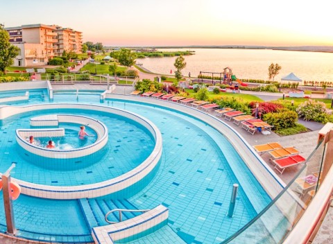 Maďarsko: Luxusný 4* Velence Resort & Spa s neobmedzeným wellness a polpenziou.