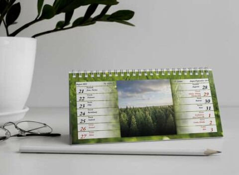 Nástenné alebo stolové fotokalendáre 2024 od Tarawera Design