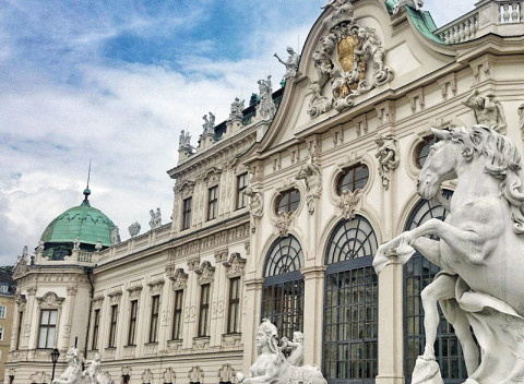 Krásna kultúrna Viedeň romanticky v hoteli na brehu Dunaja s polpenziou.